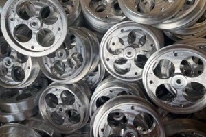 五金零部件、機(jī)械設(shè)備的除油除銹等清洗工作使用哪種設(shè)備較好？